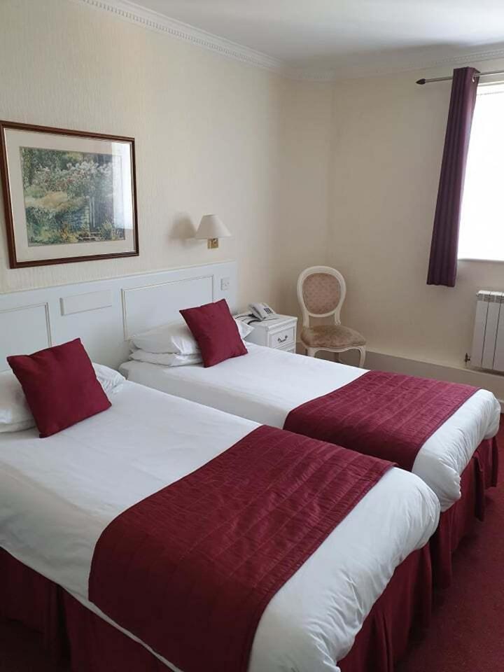 Marina Metro Hotel Saint Helier Jersey Habitación foto
