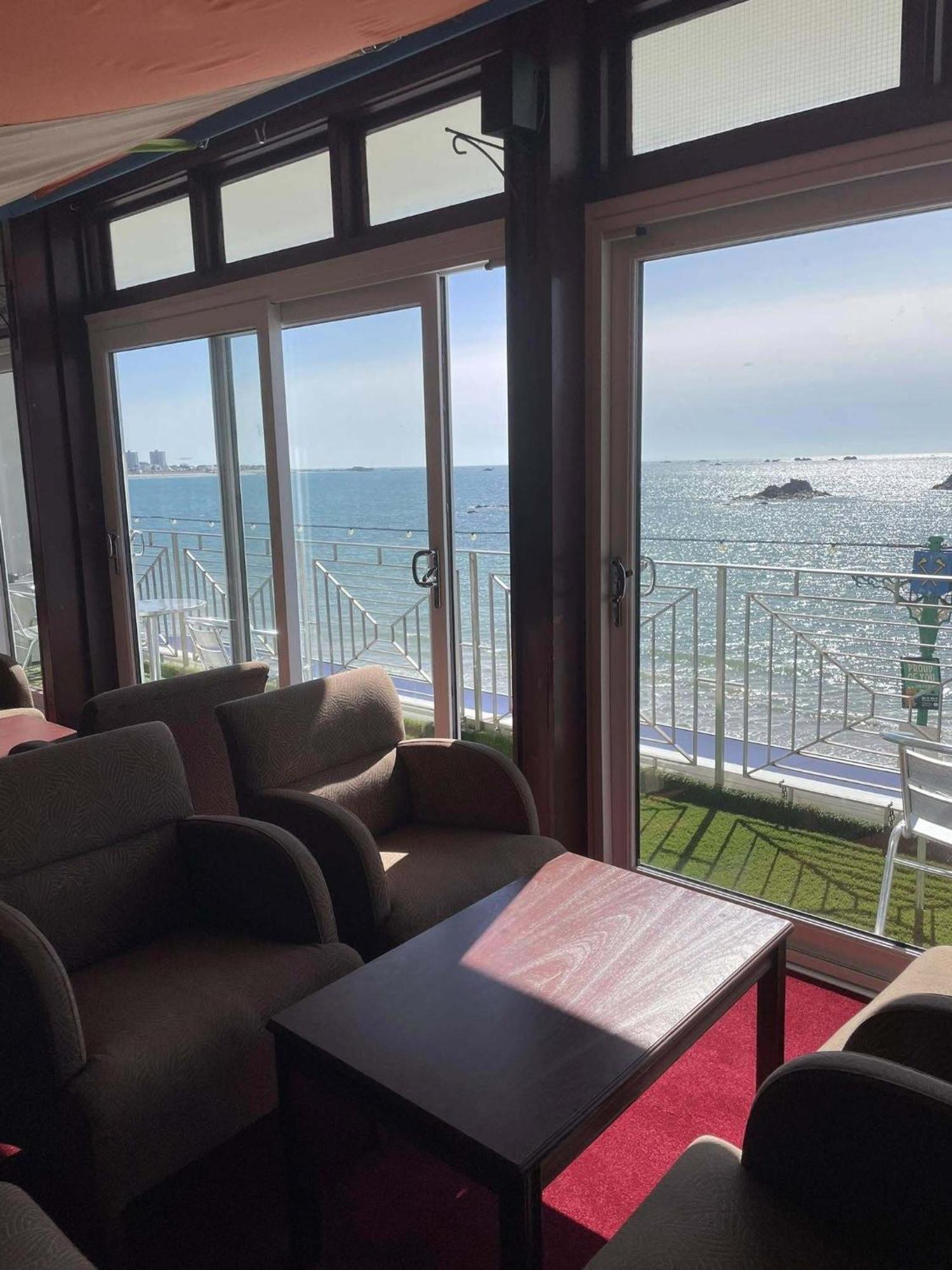 Marina Metro Hotel Saint Helier Jersey Exterior foto